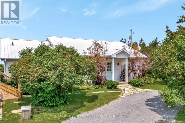 Prince Edward County (north Marysburg Ward), ON K0K2T0,2992 COUNTY RD 7 ROAD
