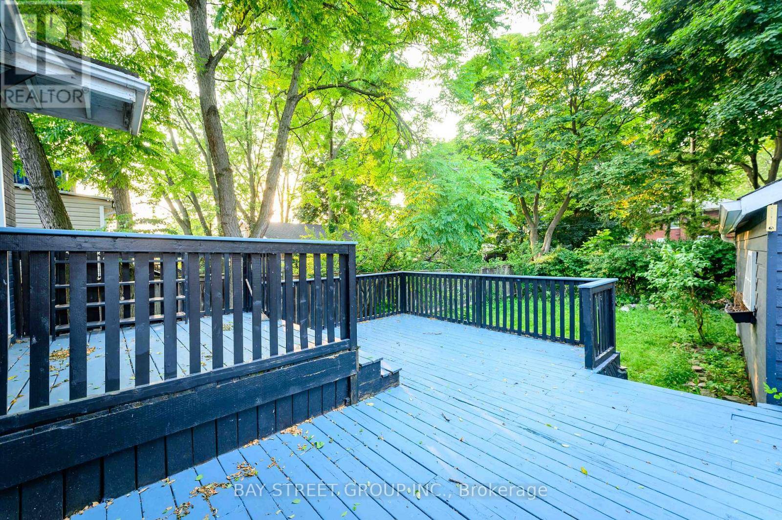 Niagara Falls (cherrywood), ON L2E1P6,5135 MCRAE STREET