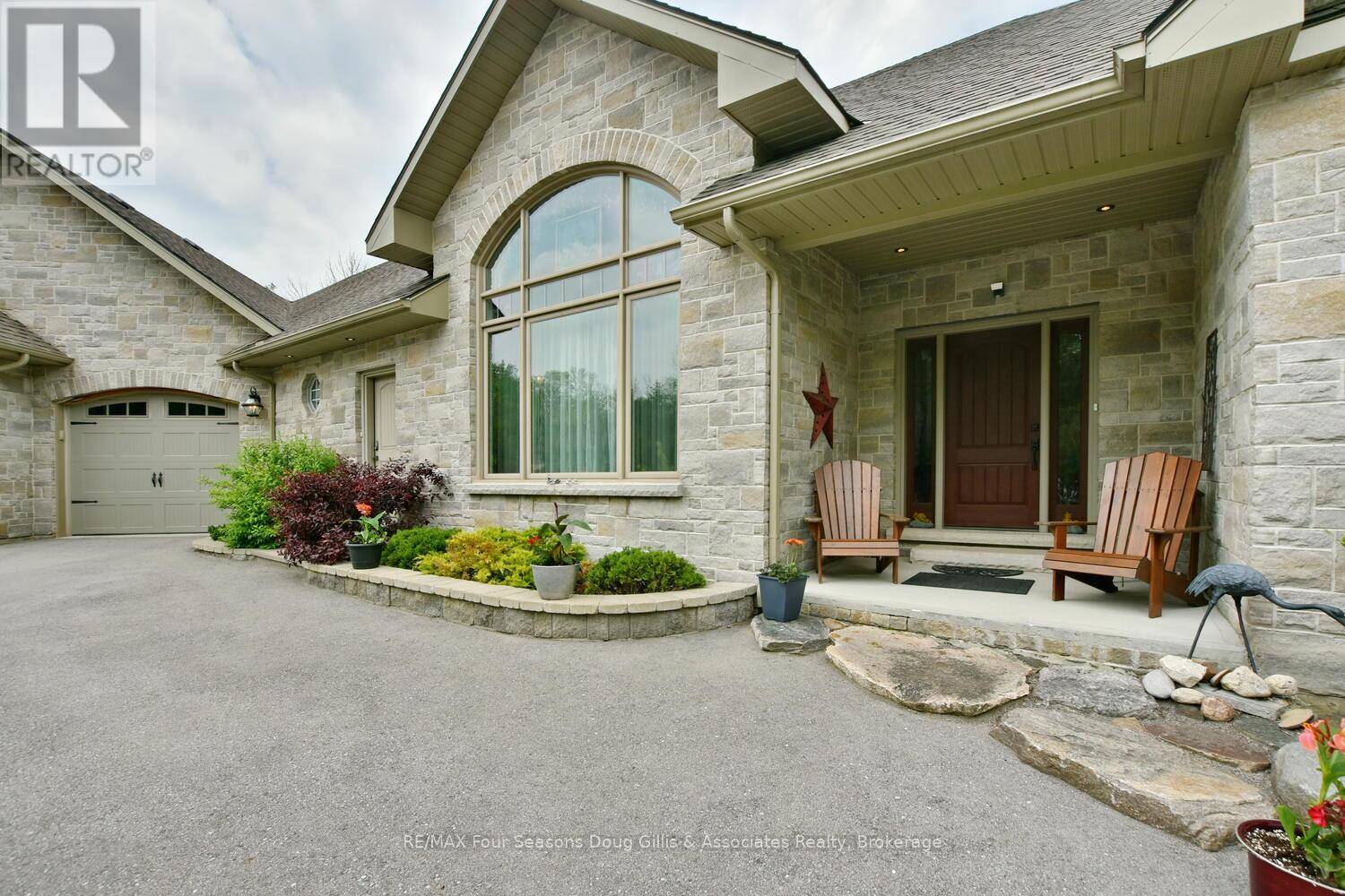 Meaford, ON N4L0A7,135 ALGONQUIN DRIVE