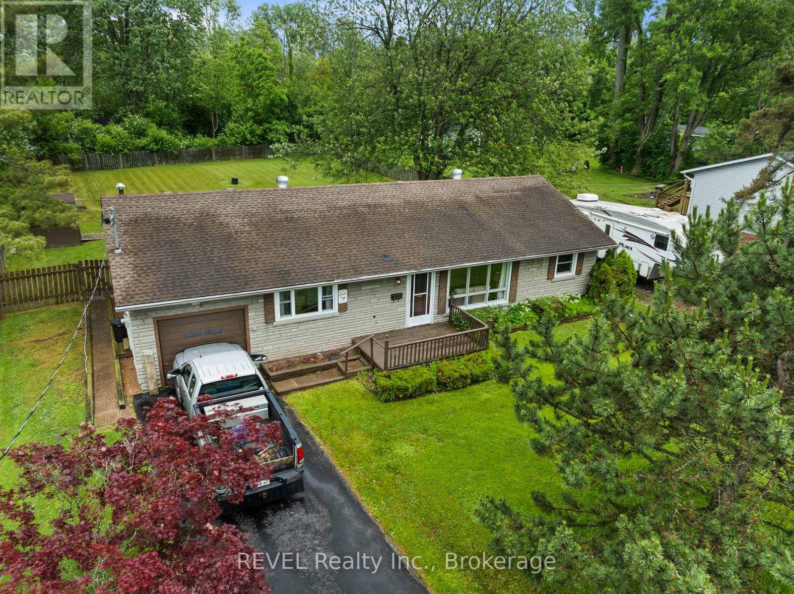 Fort Erie (crescent Park), ON L2A4P7,448 CRESCENT ROAD