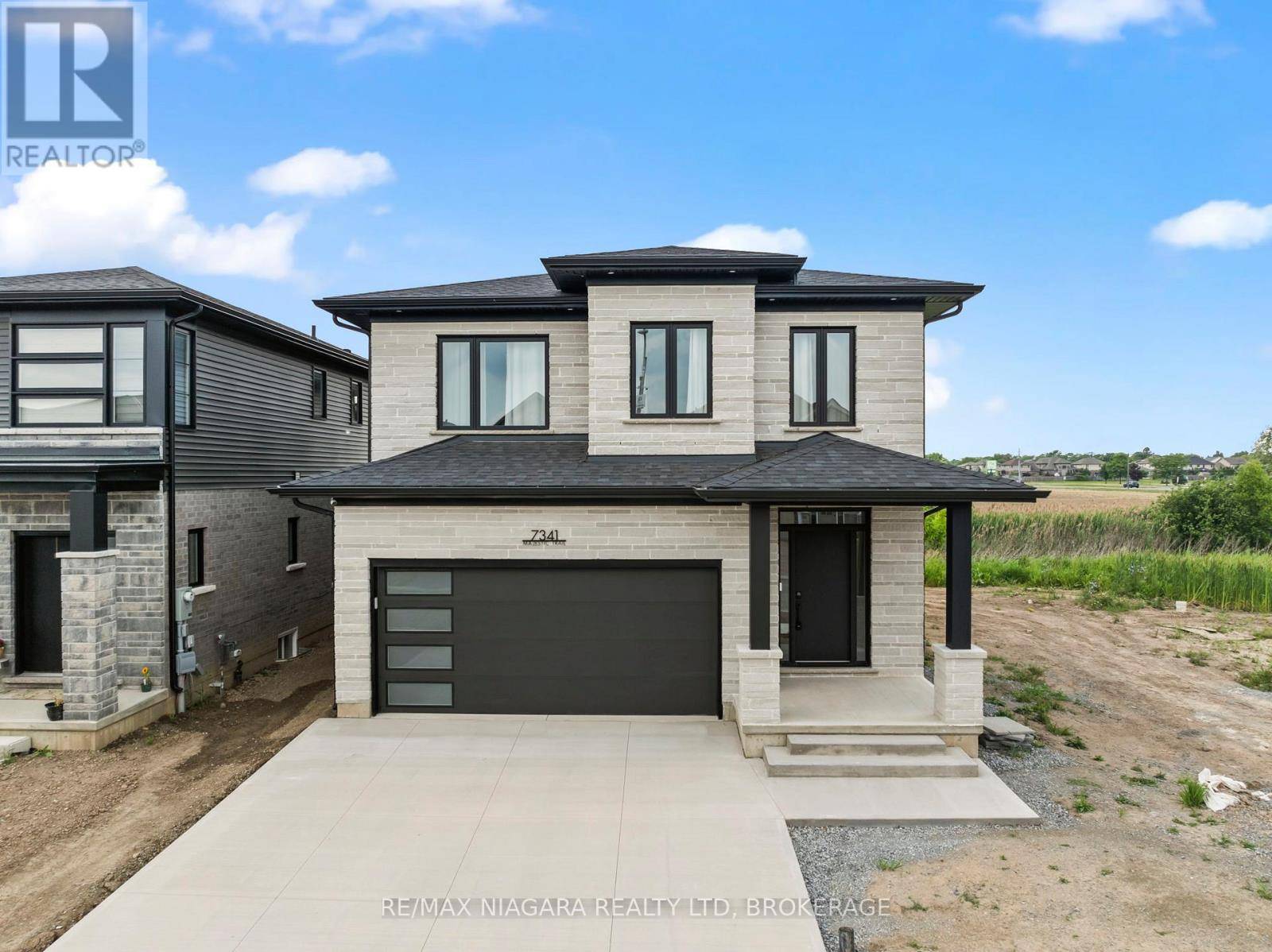 7341 MAJESTIC TRAIL, Niagara Falls (brown), ON L2H0K7