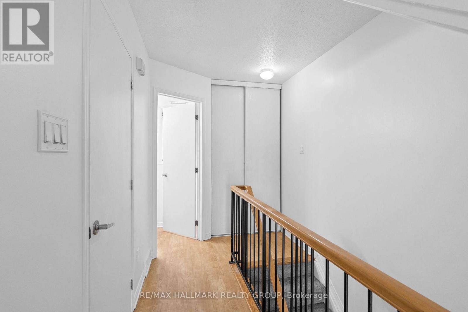 Ottawa, ON K1N7M1,270 KING EDWARD AVENUE