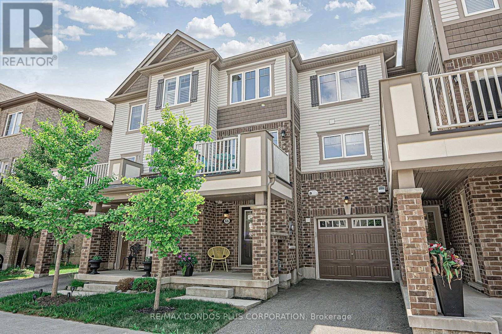 22 SPRING CREEK DR #66, Hamilton (waterdown), ON L8B1V7