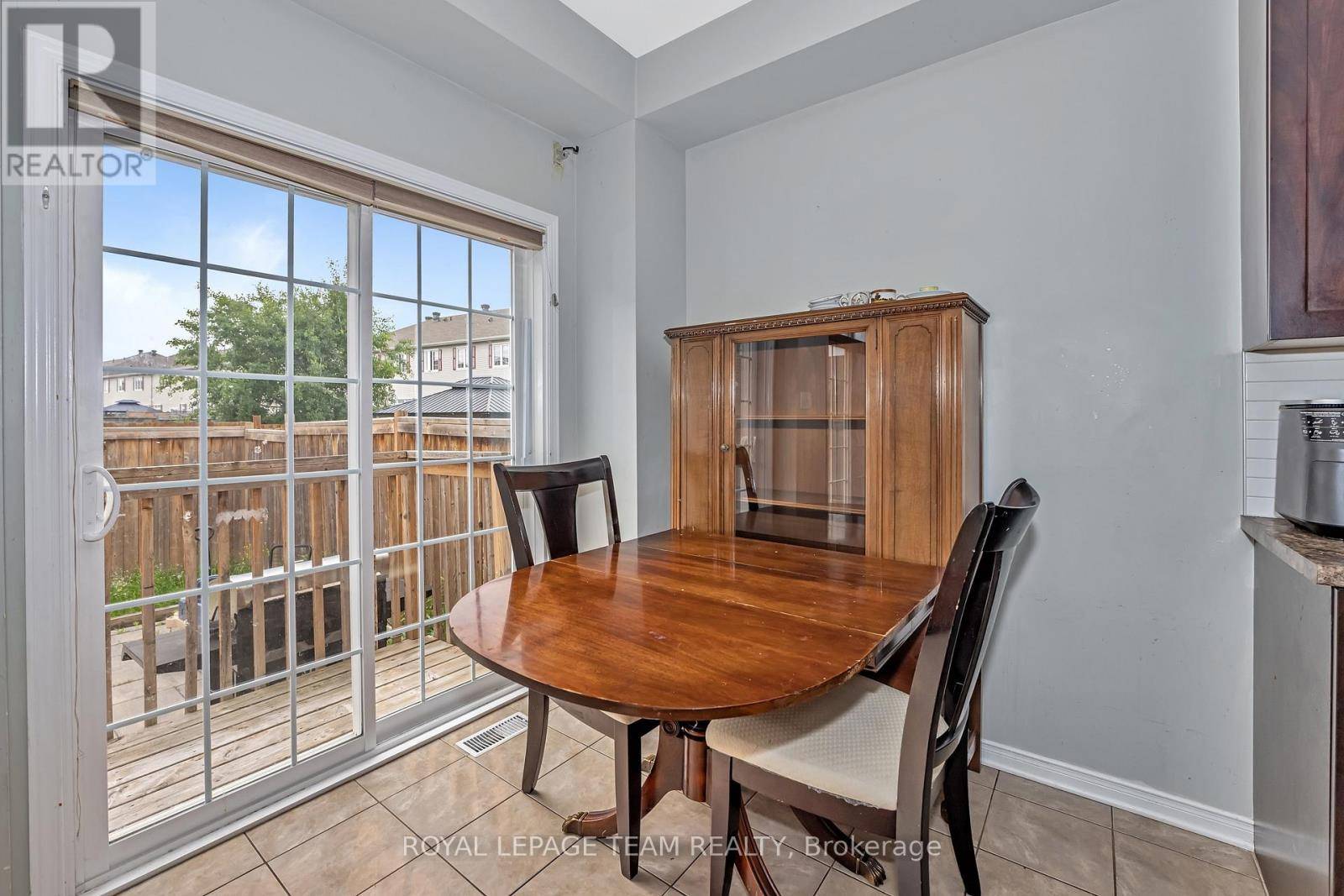 Ottawa, ON K2M0E8,625 PEPPERVILLE CRESCENT