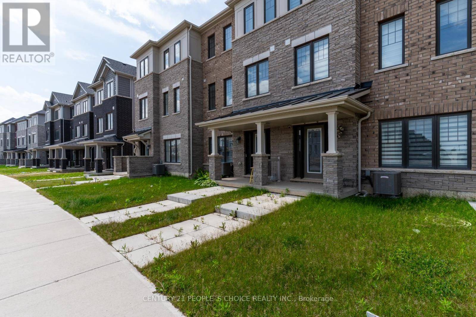 Brantford, ON N3T0V7,22 BEE CRESCENT