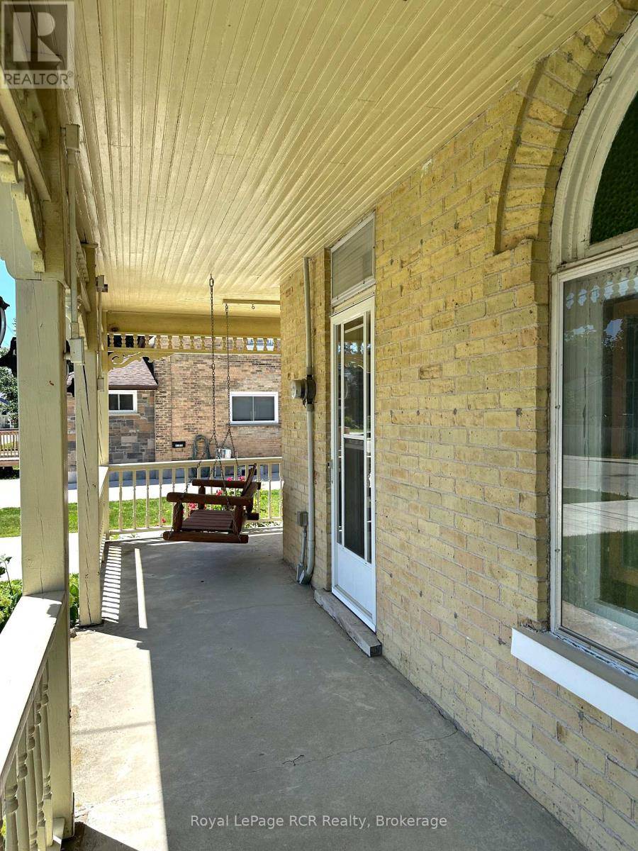 Hanover, ON N4N1S7,442 11TH STREET