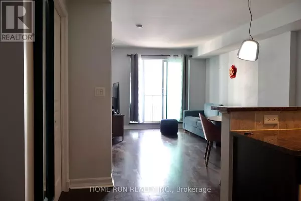 Ottawa, ON K1N0A7,200 Besserer Street #808