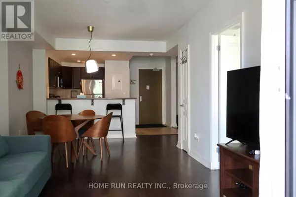 Ottawa, ON K1N0A7,200 Besserer Street #808