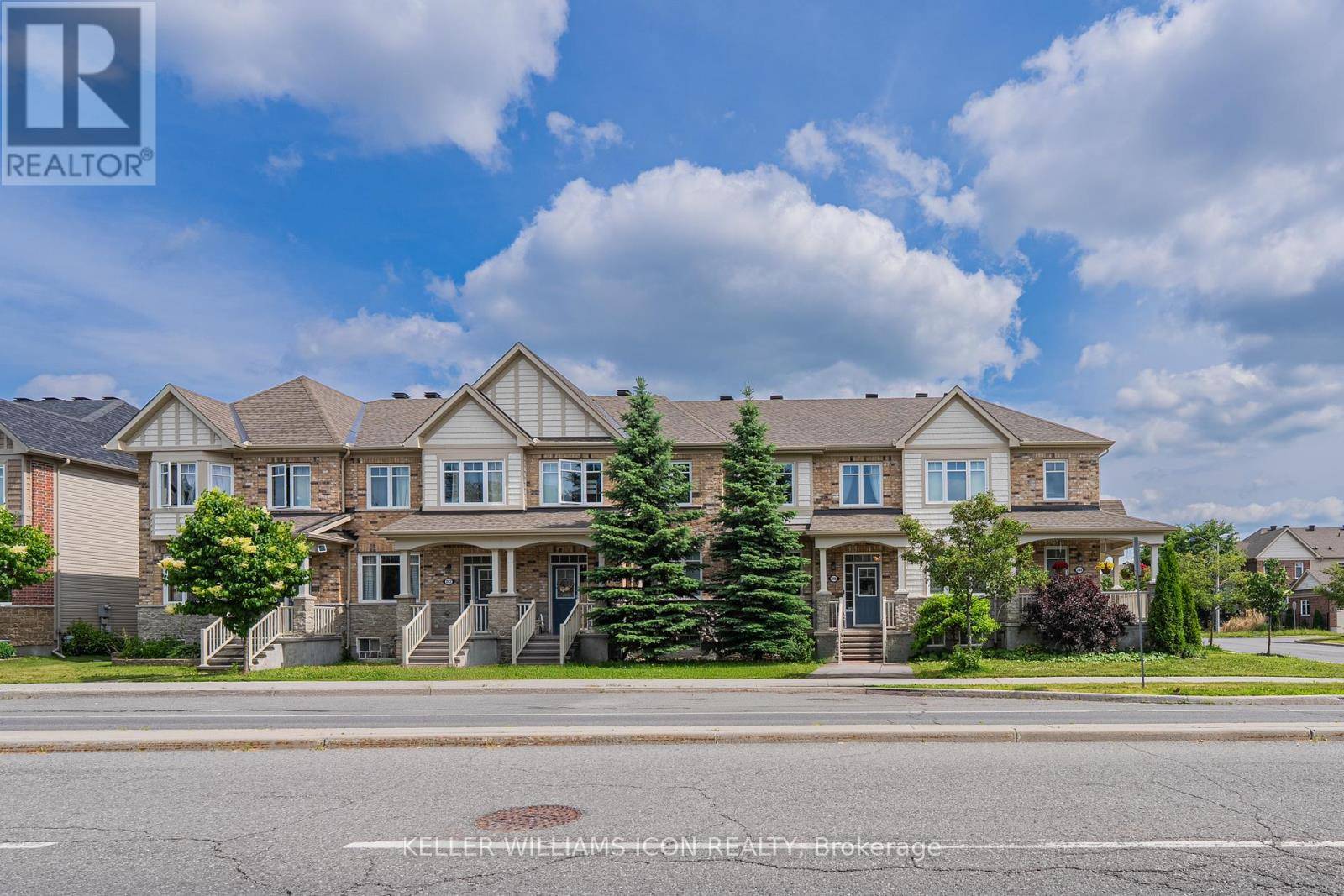 Ottawa, ON K2J5Y7,246 LONGFIELDS DRIVE
