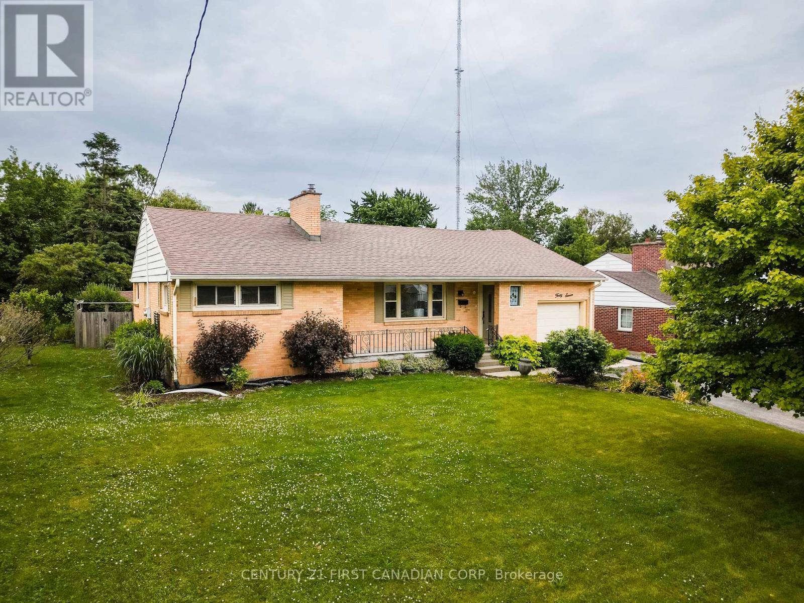 London South (south O), ON N6J2A2,47 HIGHVIEW AVENUE W