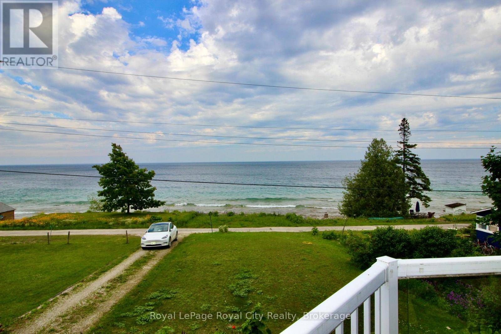 Northern Bruce Peninsula, ON N0H1Z0,14 DOCK LANE