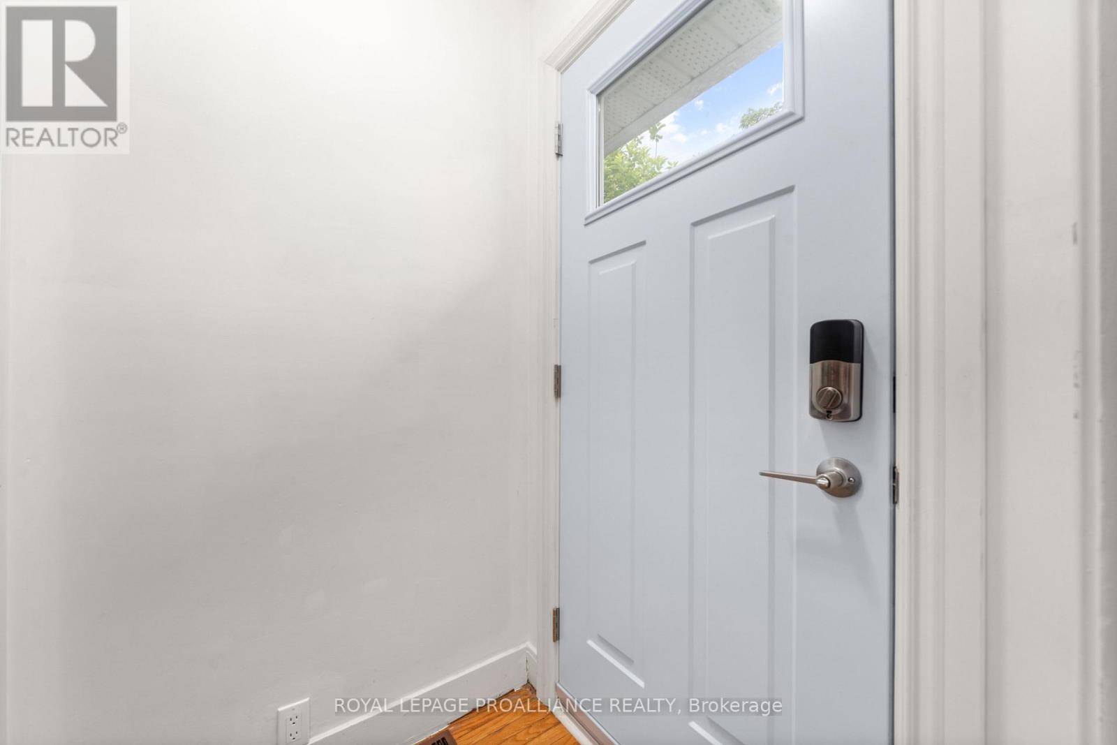 Quinte West (trenton Ward), ON K8V2B1,36 ALFRED STREET