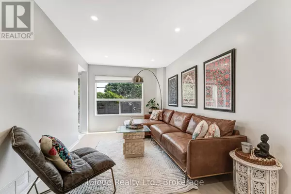 Ottawa, ON K2J4P7,51 MULLCRAFT CRESCENT