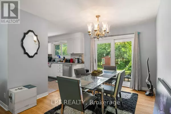 Kingston (central City West), ON K7M2V9,14 HERCHMER CRESCENT