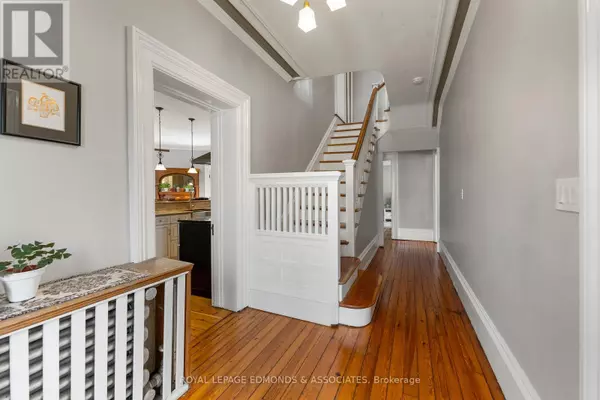 Pembroke, ON K8A3H2,282 SUPPLE STREET