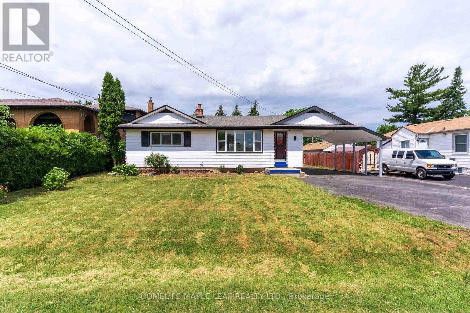 93 CORMAN AVENUE, Hamilton (stoney Creek), ON L8G3W3