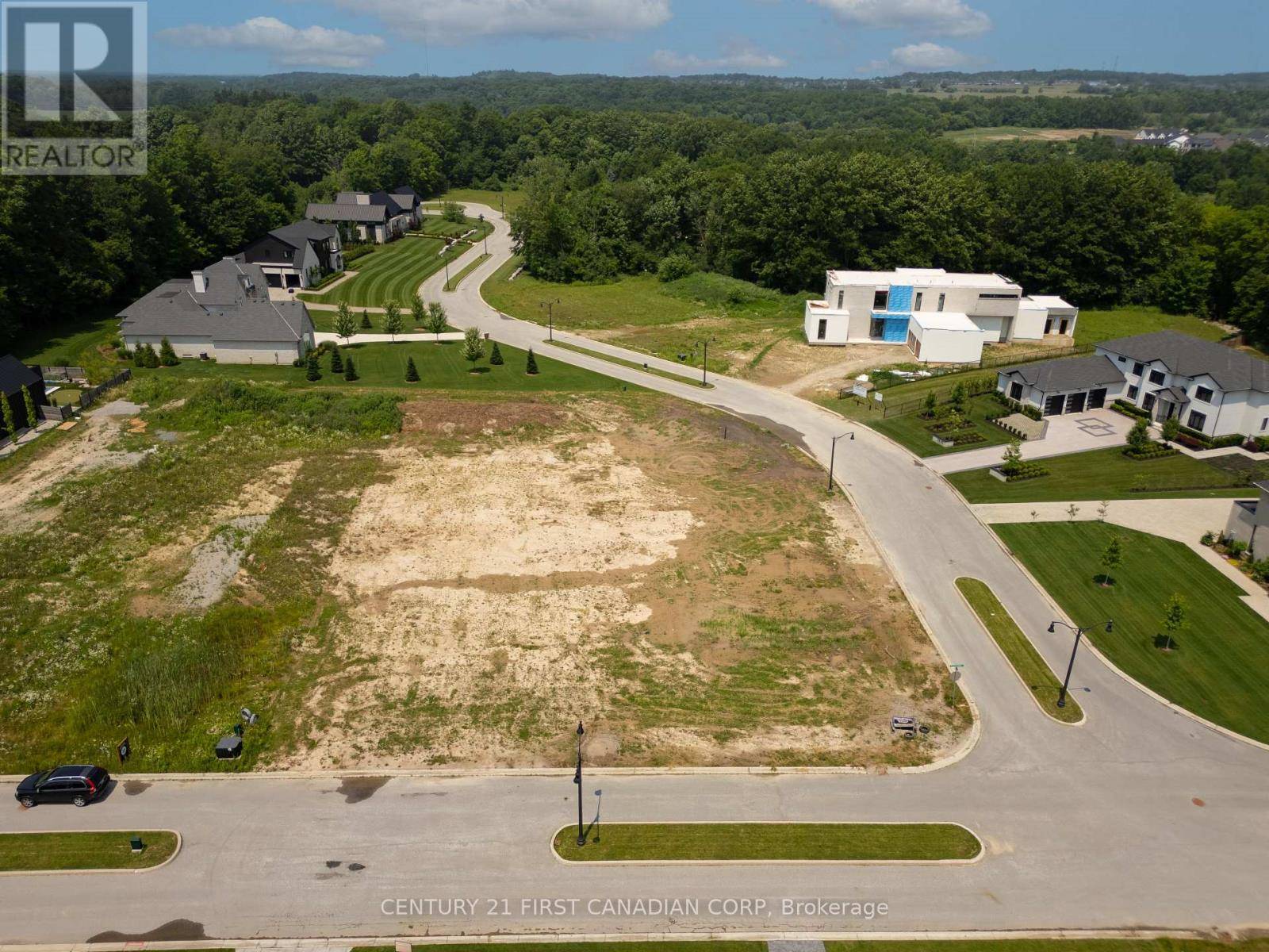 London South (south V), ON N6P1E6,3870 SOUTH WINDS DRIVE