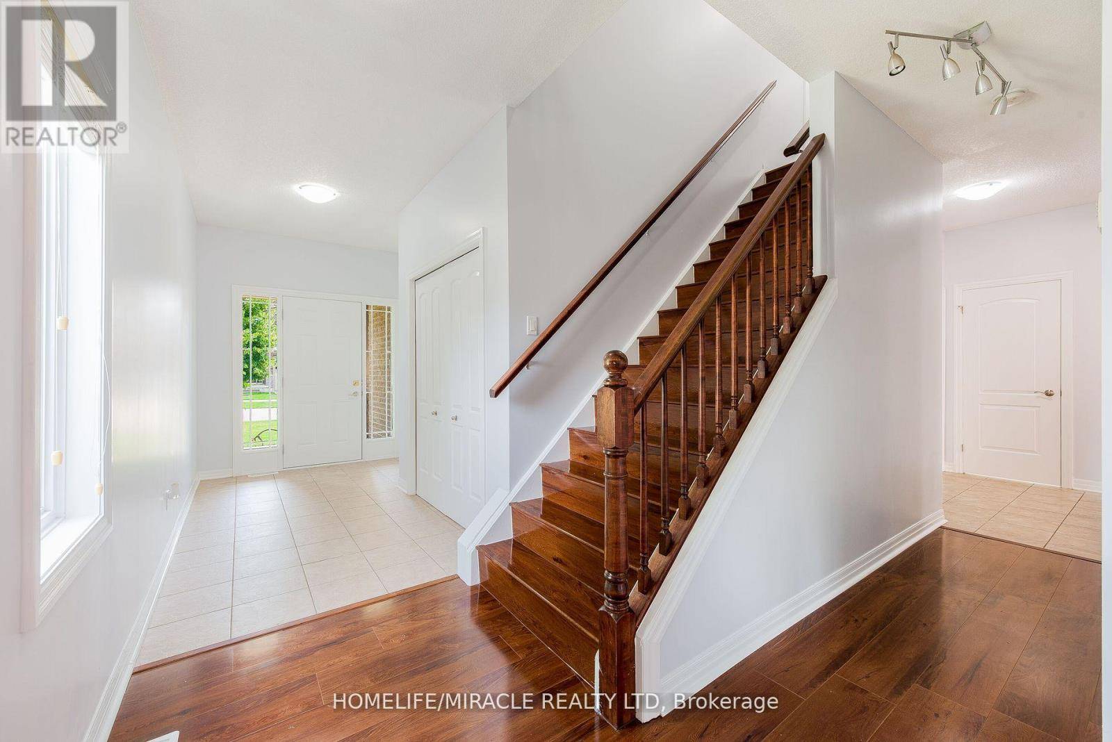 London South (south V), ON N6P1V5,3181 BAYHAM LANE