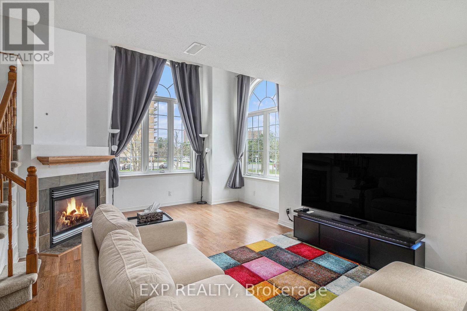 Ottawa, ON K1V2G7,1512 Walkley RD #44