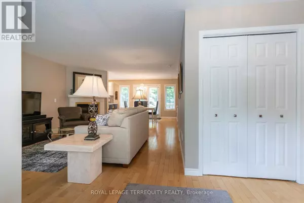 Gravenhurst (muskoka (s)), ON P1P1Y7,10 STONEHEDGE CLOSE