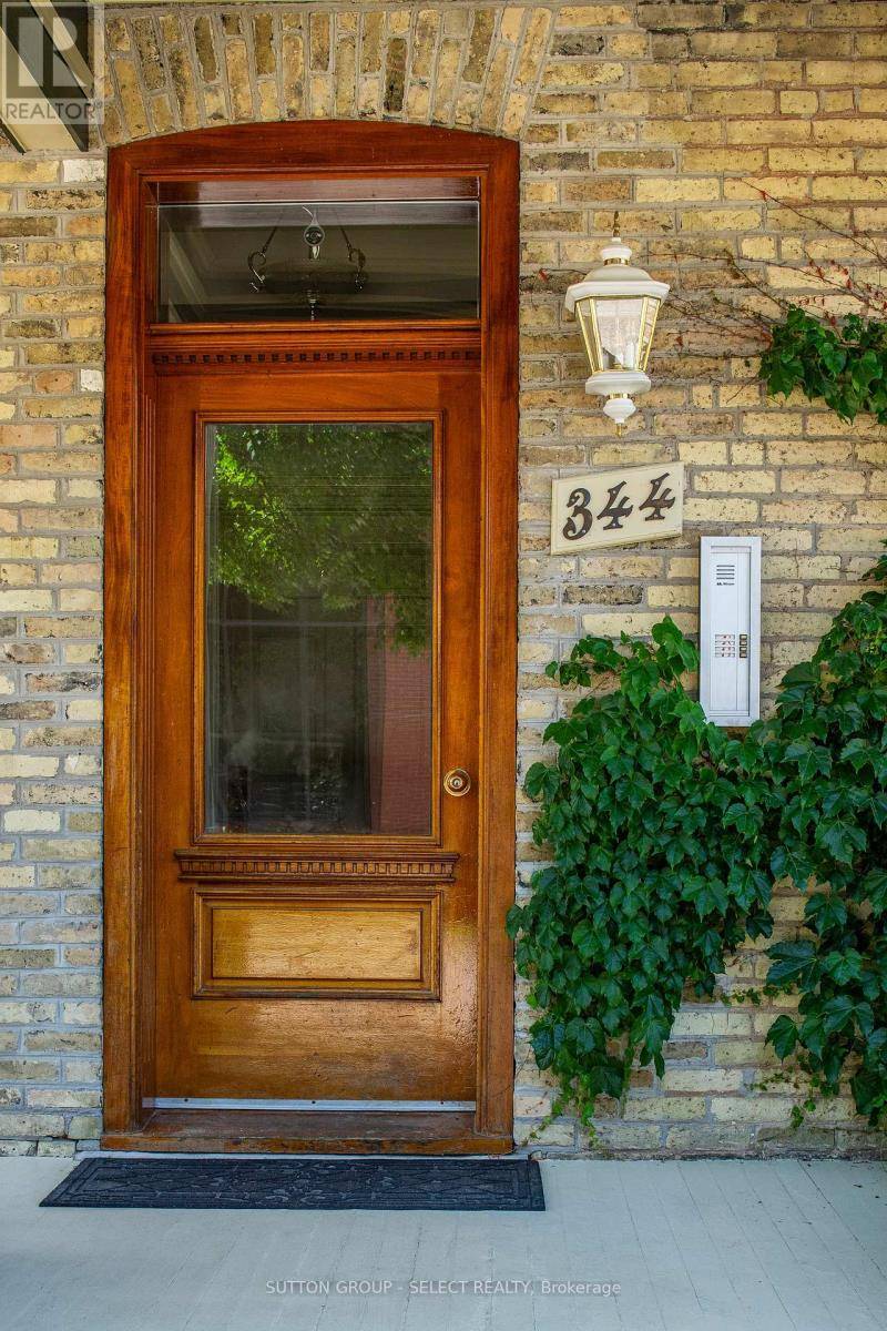 London East (east F), ON N6A1R7,344 HARVARD STREET