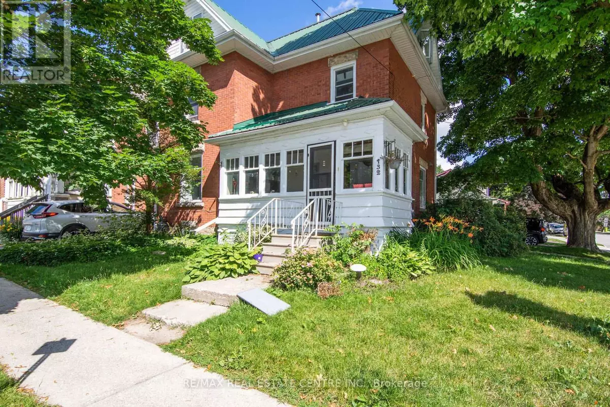 Shelburne, ON L9V3K1,132 FIRST AVENUE E