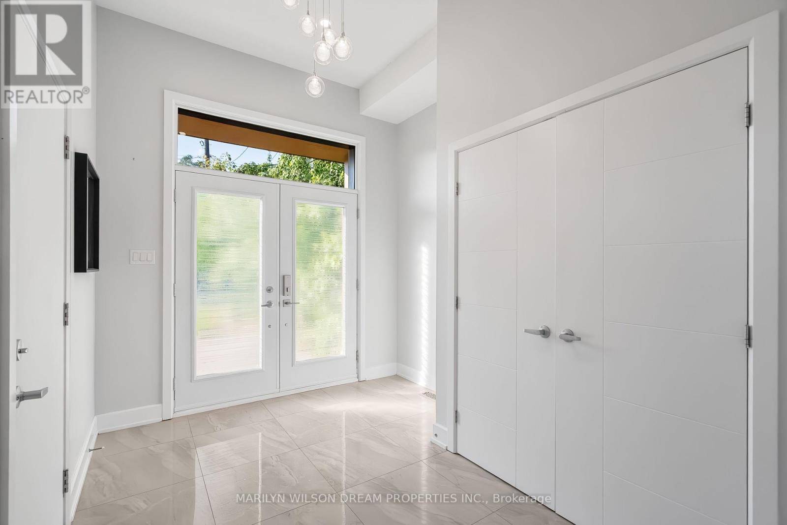 Ottawa, ON K1Y2L3,38 SUNNYMEDE AVENUE