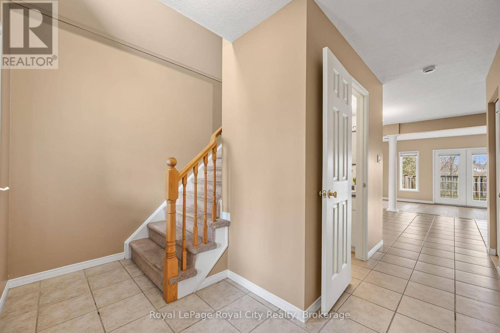 Guelph (clairfields/hanlon Business Park), ON N1G5B9,90 DOYLE DRIVE