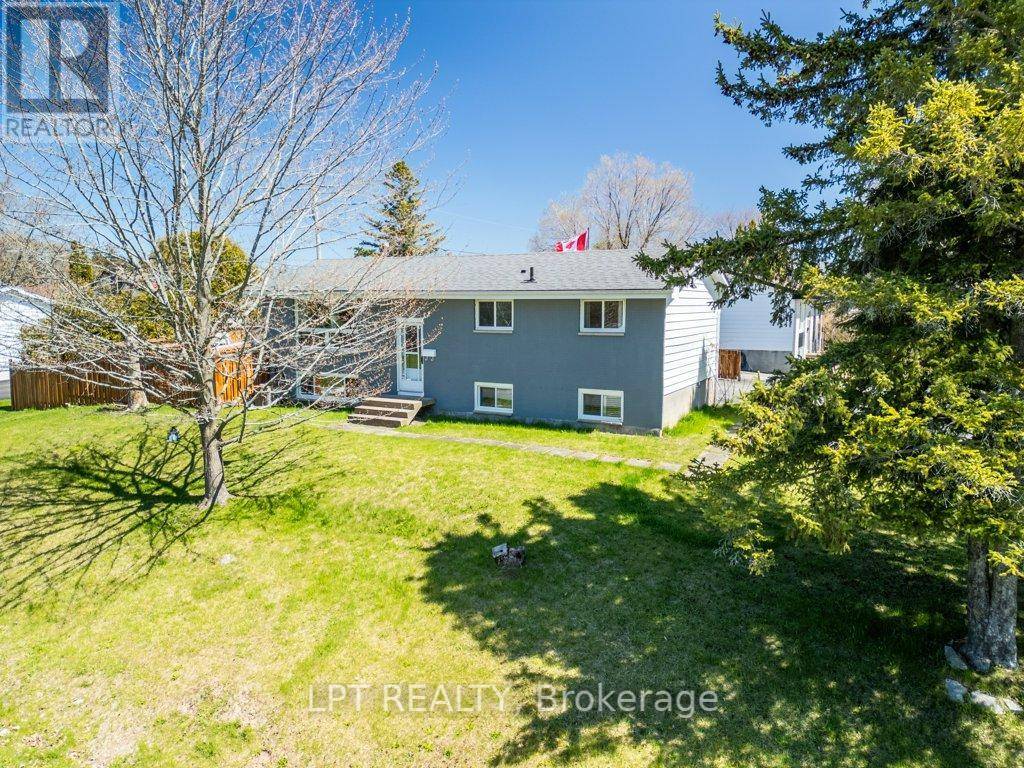 3 DEERFIELD STREET, Loyalist (amherstview), ON K7N1P5