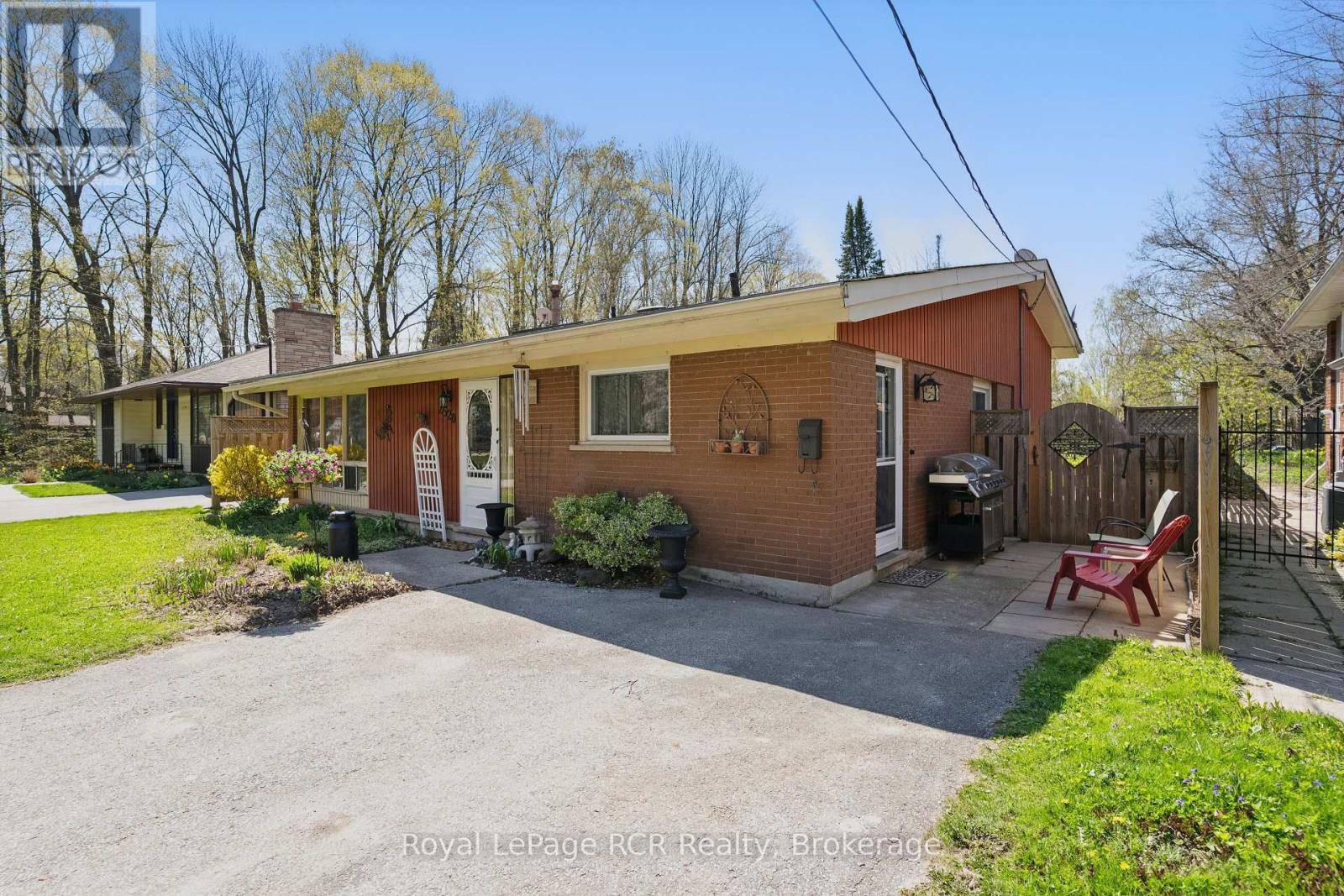 Owen Sound, ON N4K5C8,2520 5TH AVENUE W