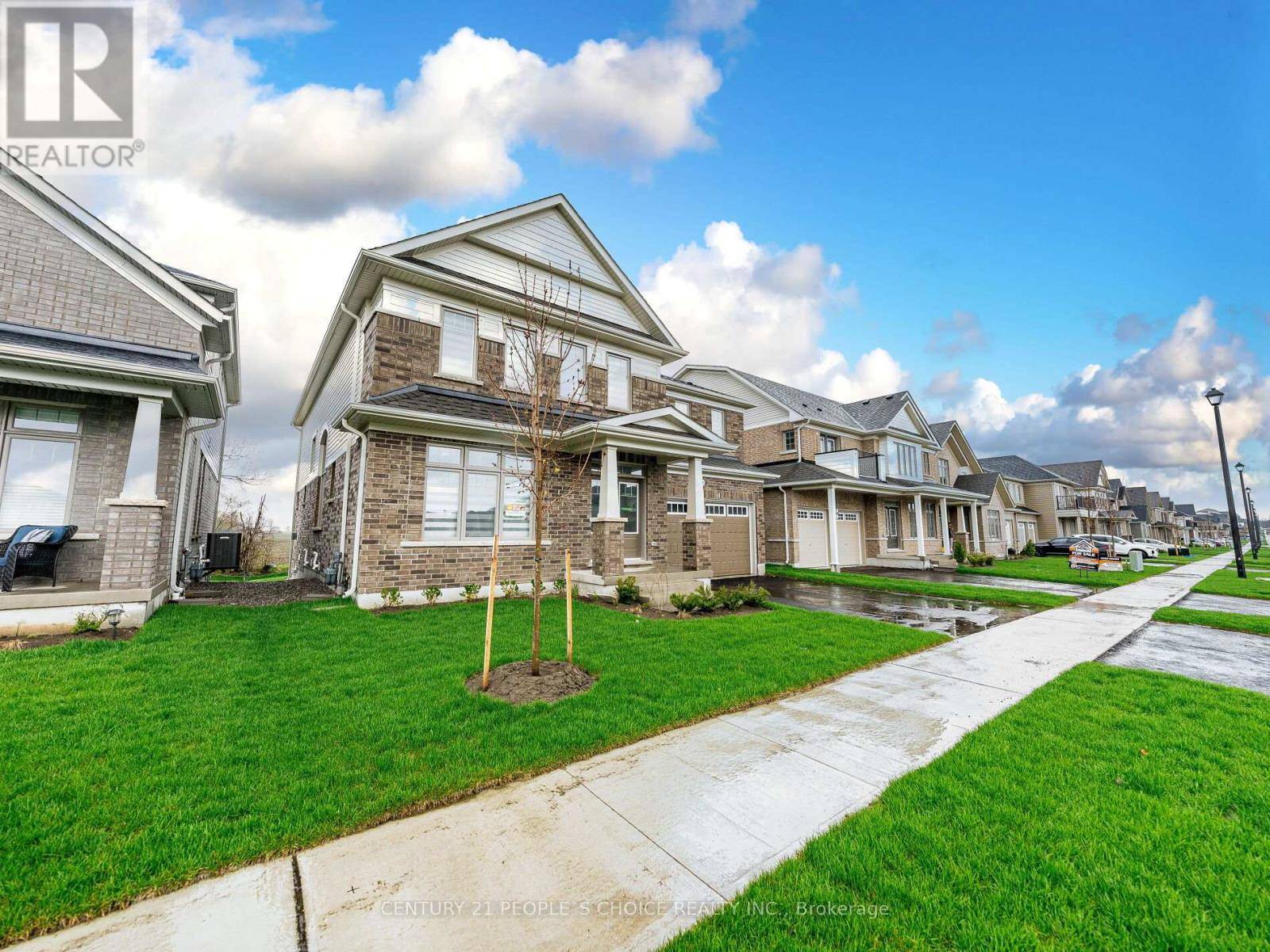Centre Wellington (fergus), ON N1M0K1,224 REA DRIVE