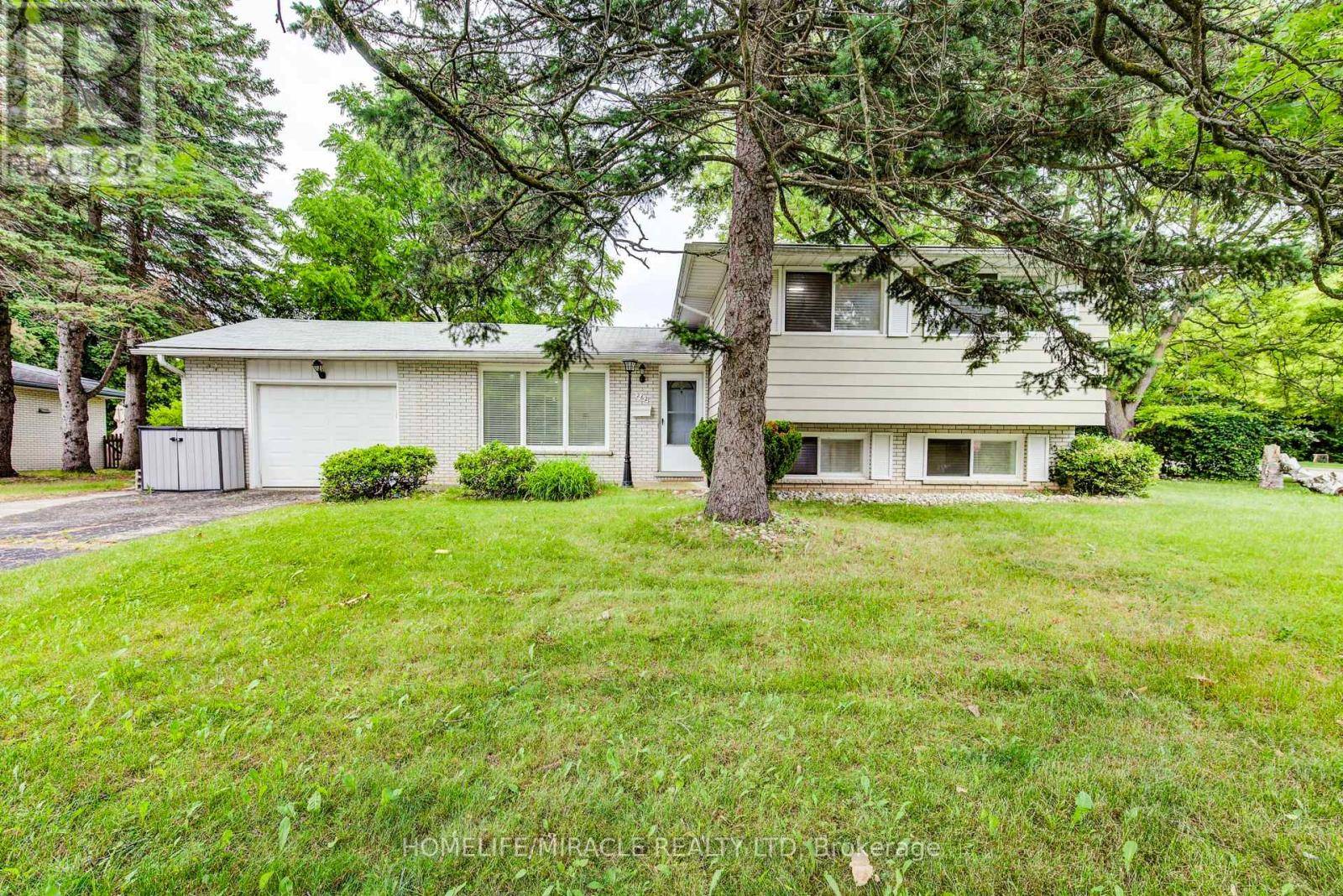 Waterloo, ON N2J3X5,262 NORTHCREST PLACE