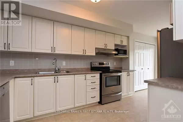 Ottawa, ON K2J0J3,130 BERRIGAN DR #62