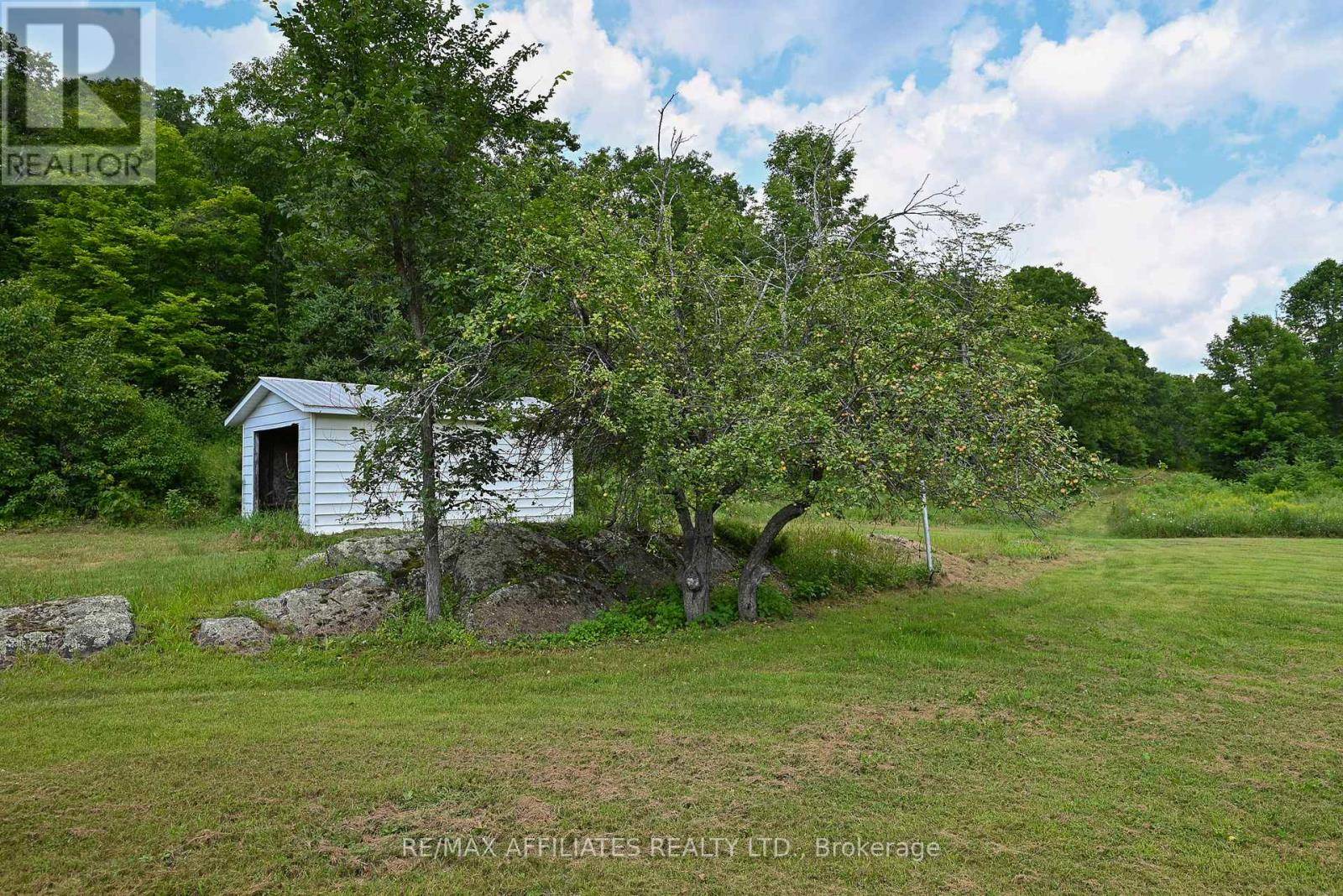 Frontenac (frontenac North), ON K0H2J0,1018 FOLGER ROAD