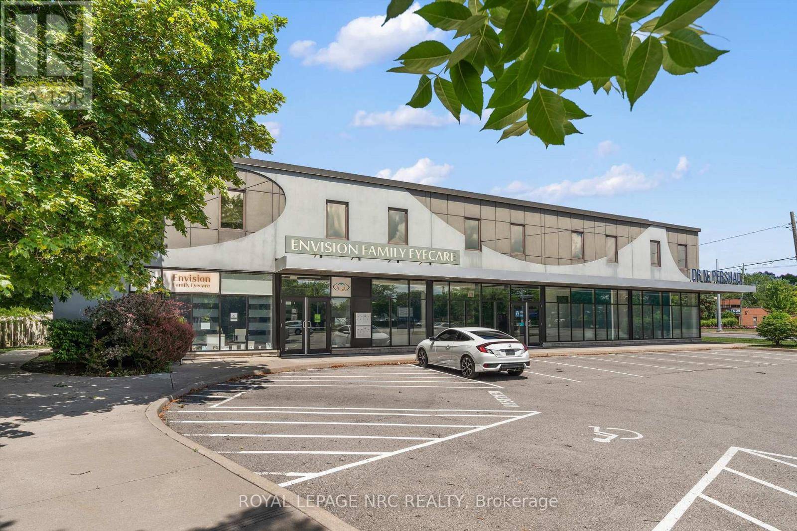 411 Lake ST #220, St. Catharines (lakeport), ON L2N4H5