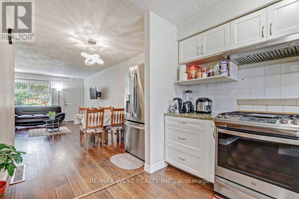 London South (south S), ON N6E1B2,1084 SOUTHDALE ROAD E