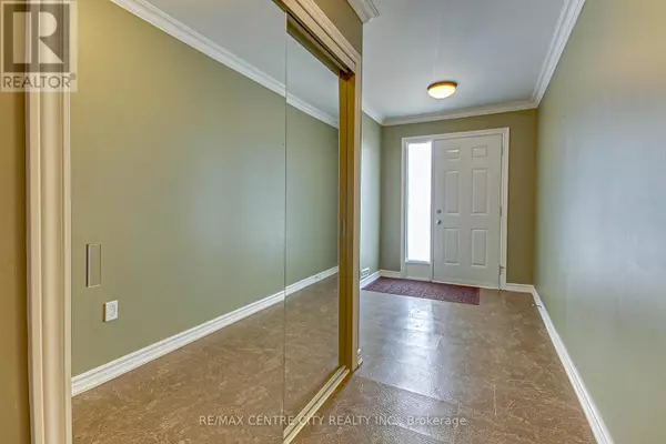 Central Elgin (port Stanley), ON N5L1E9,374 FRONT ST #14