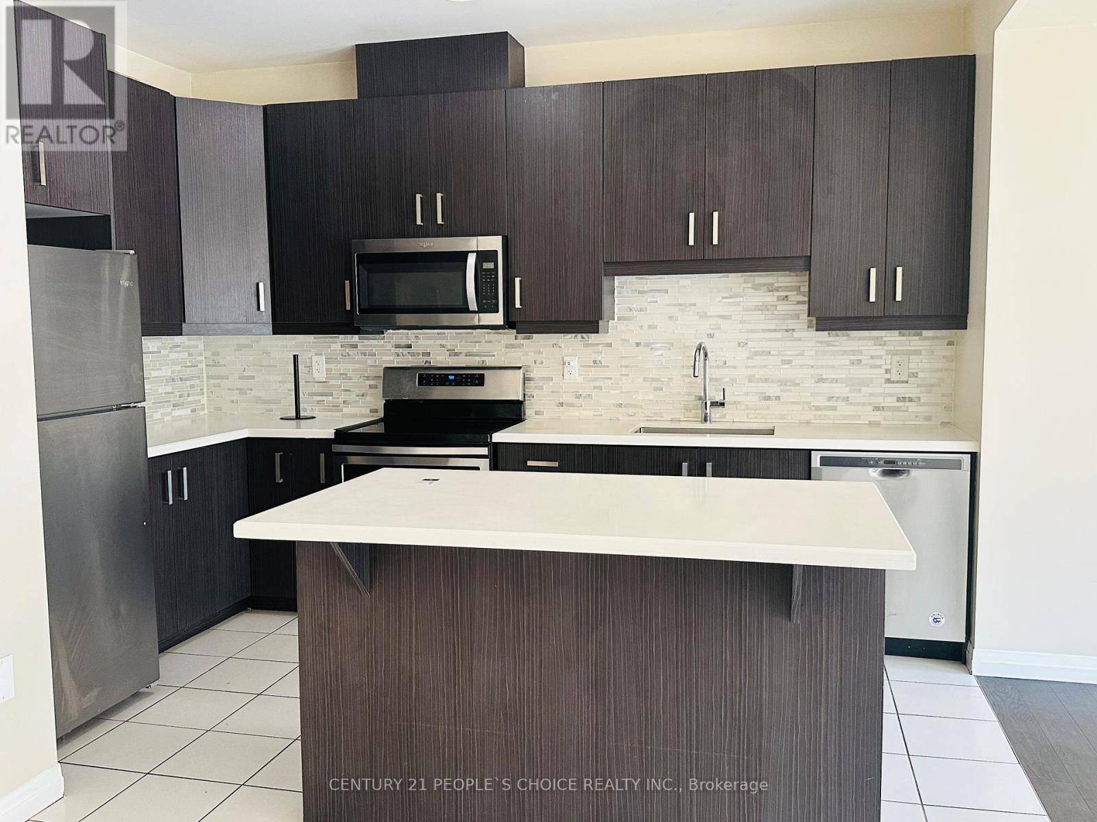 Hamilton (stoney Creek Mountain), ON L8J0L4,7 GREENWICH AVENUE