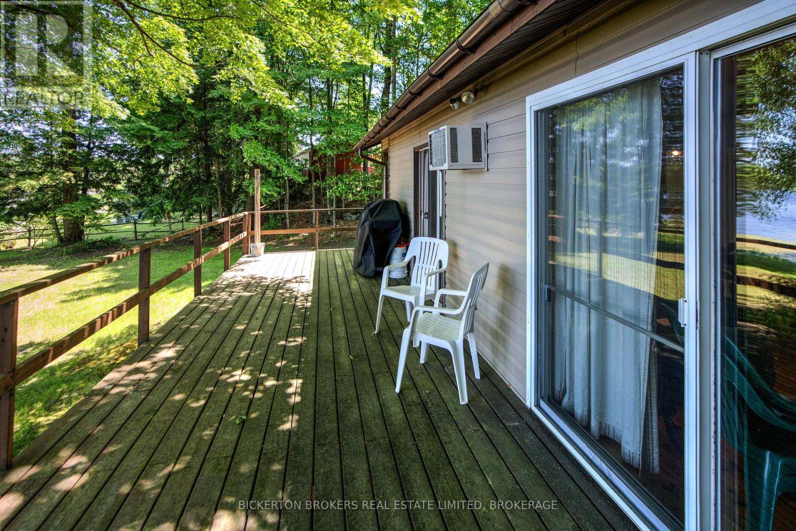 Rideau Lakes, ON K0E1N0,375 CEDAR SANDS ROADWAY ROAD