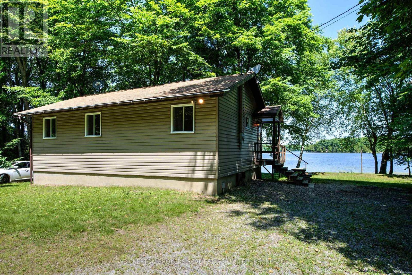 Rideau Lakes, ON K0E1N0,375 CEDAR SANDS ROADWAY ROAD