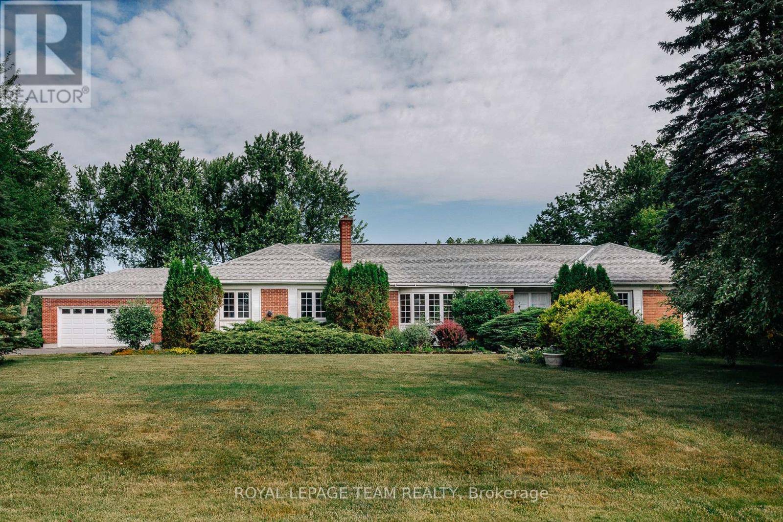 1231 FAIRWAY DRIVE, Ottawa, ON K4M1B3