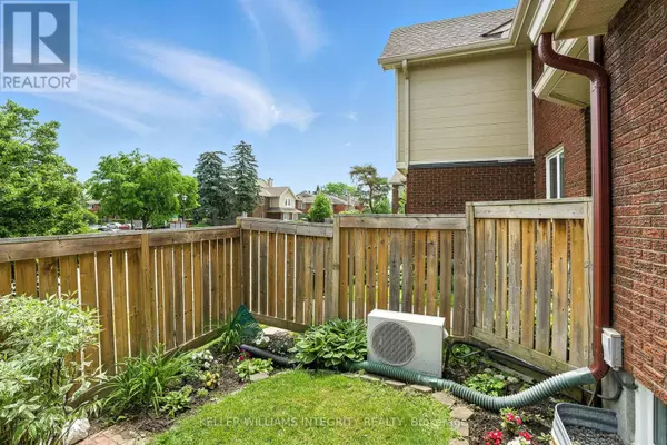 Ottawa, ON K4A2G5,1750 Marsala CRES #203