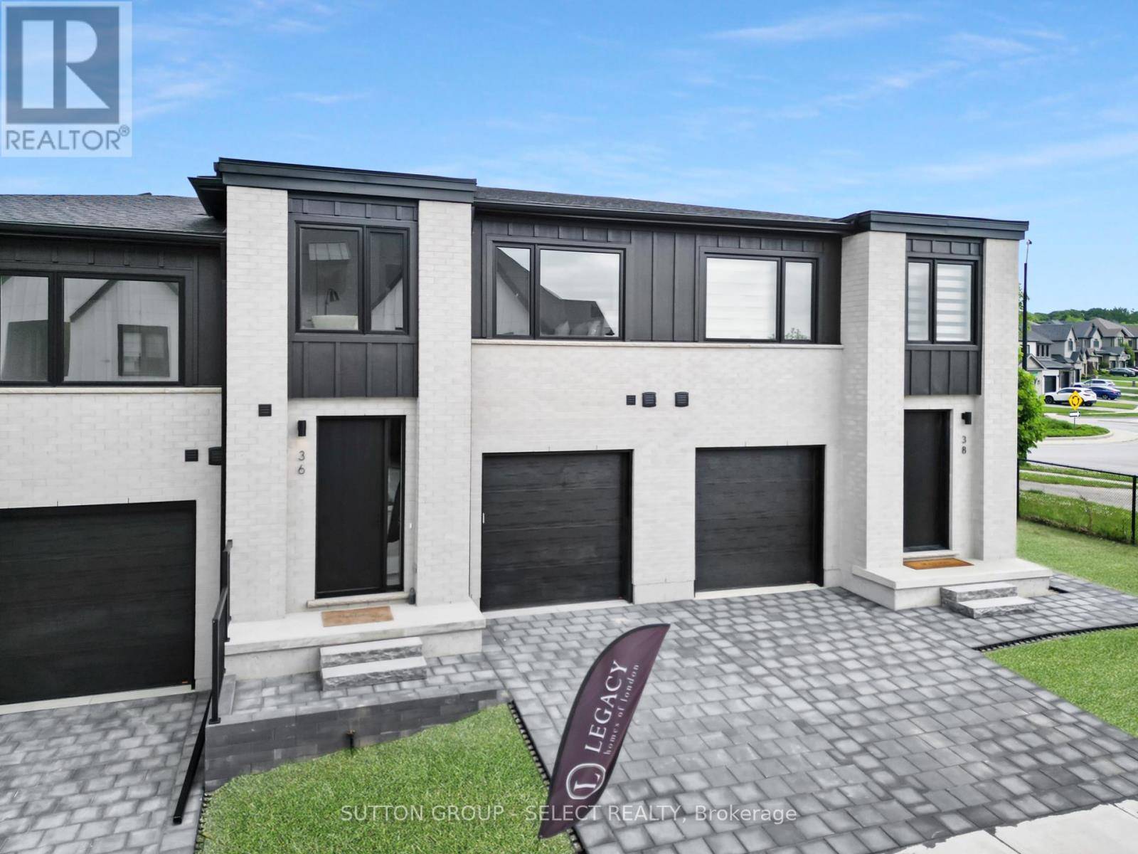 London South (south B), ON N6K0L2,1175 RIVERBEND RD #30