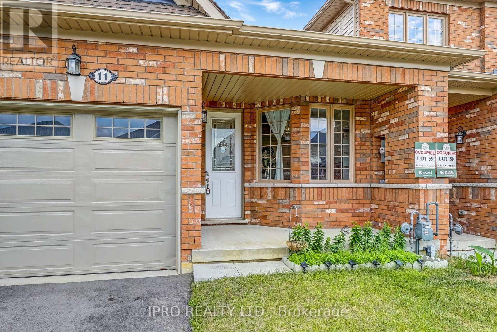 Tillsonburg, ON N4G0J7,11 HARWOOD STREET