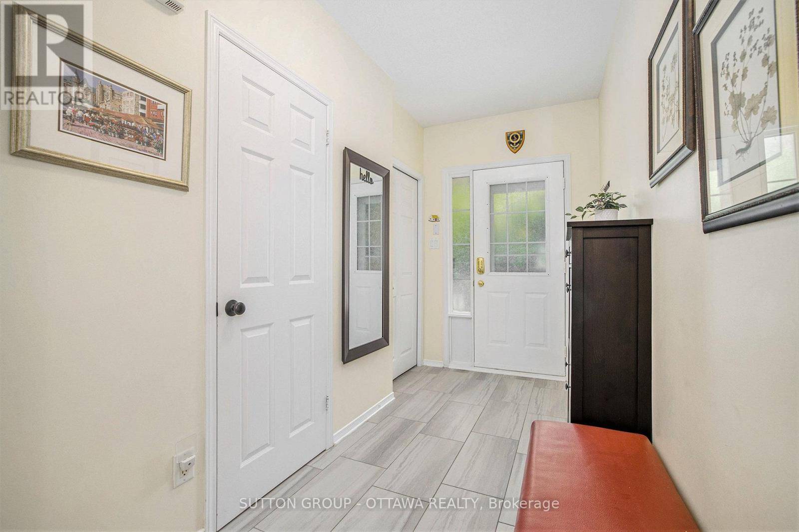 Ottawa, ON K2K3J6,31 GRAY CRESCENT