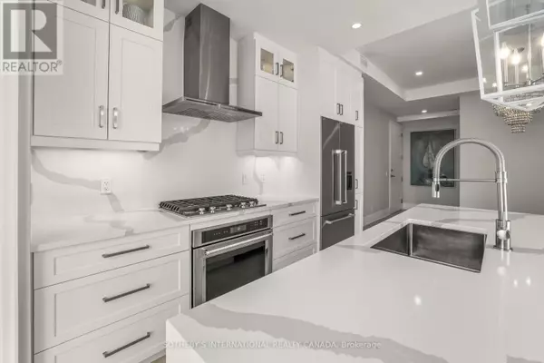 Gananoque, ON K7G0A9,129A South ST #606