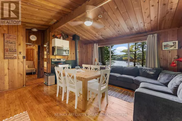 Frontenac (frontenac North), ON K0H1K0,3280 UPPER MAZINAW LAKE ROAD