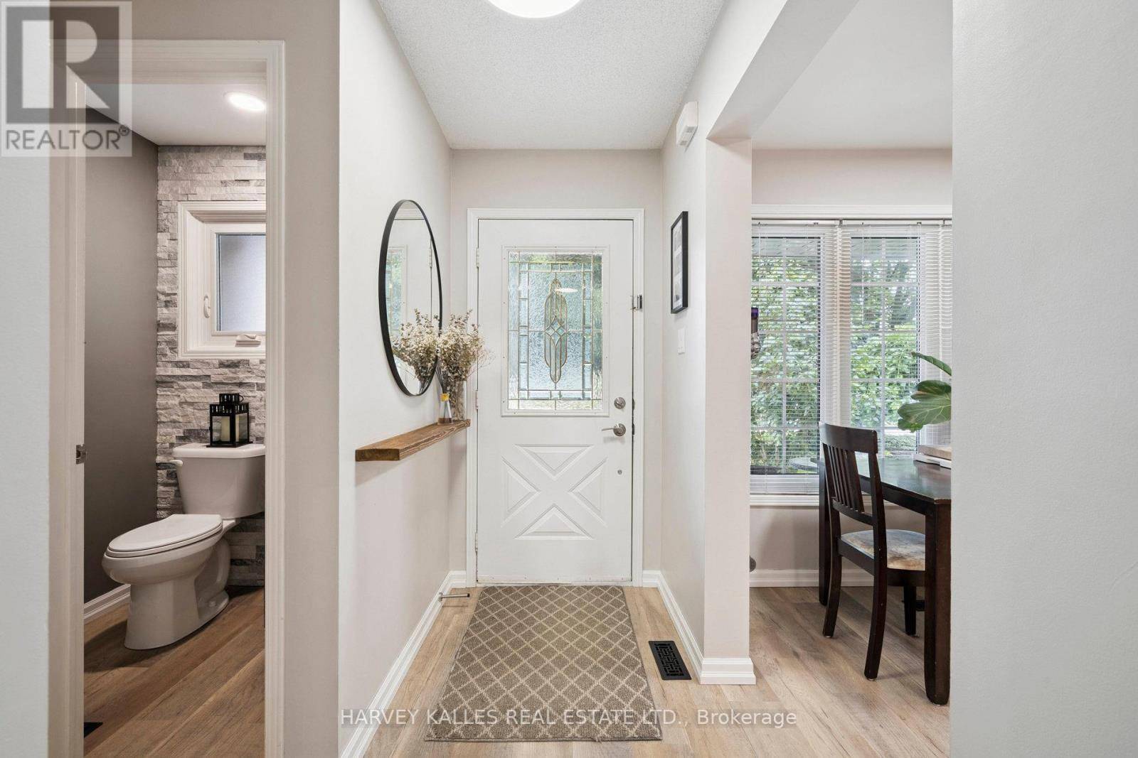 Hamilton (waterdown), ON L0R2H5,72 RYANS WAY