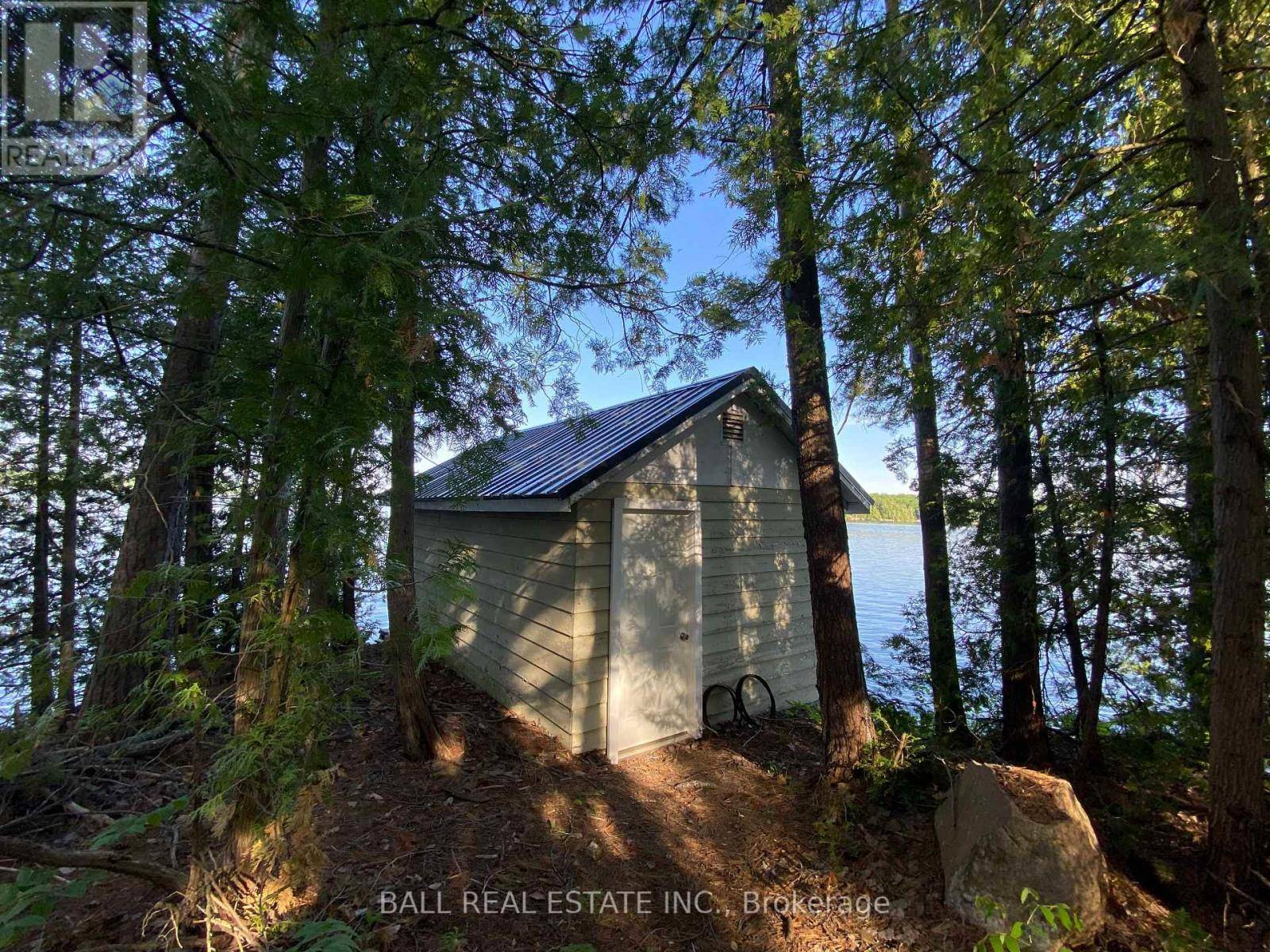 North Kawartha, ON K0L1A0,25 GARDEN ISLAND - WAO