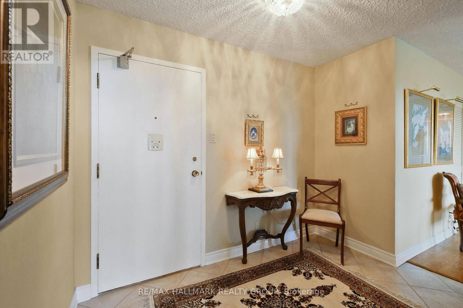 Ottawa, ON K1V9A6,3360 Southgate RD #1605